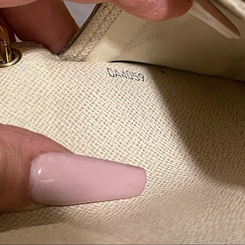 Louis Vuitton Sarah Damier crossbody - Picture 10 of 12